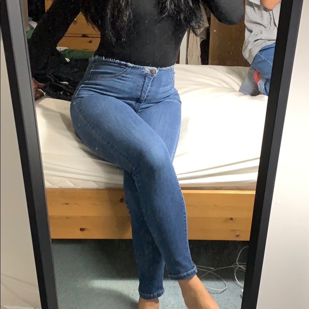 Mid rise skinny jeans